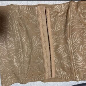 Maidenform Beige Shapewear